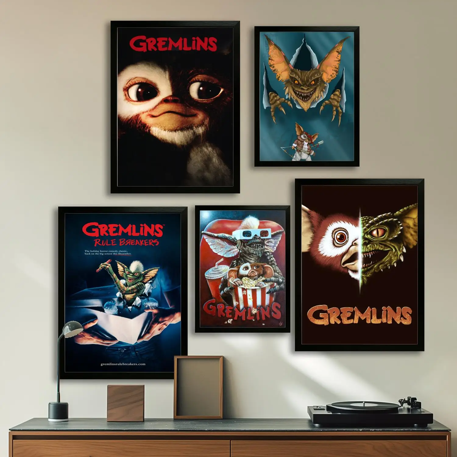 Gremlins Canvas Art Poster and Wall Art, Picture Print, Modern Family Bedroom Decor,Decorative painting