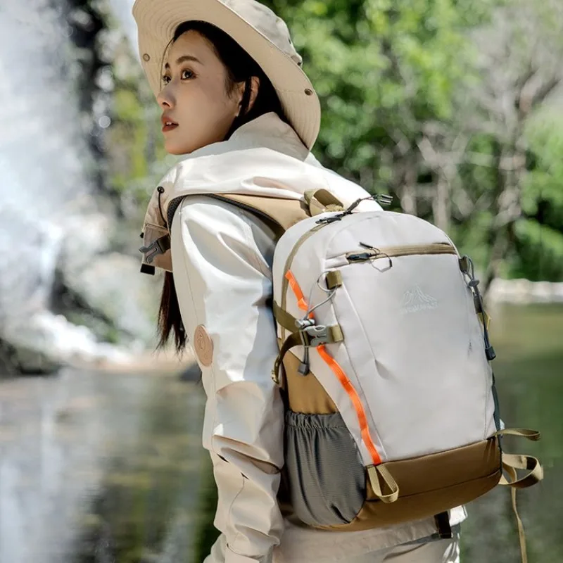 

The Fashion Mom Bag Designer Diaper Bag For Women Luxury Leather Tote Elegant Crossbody Bag Stylish Must-Have