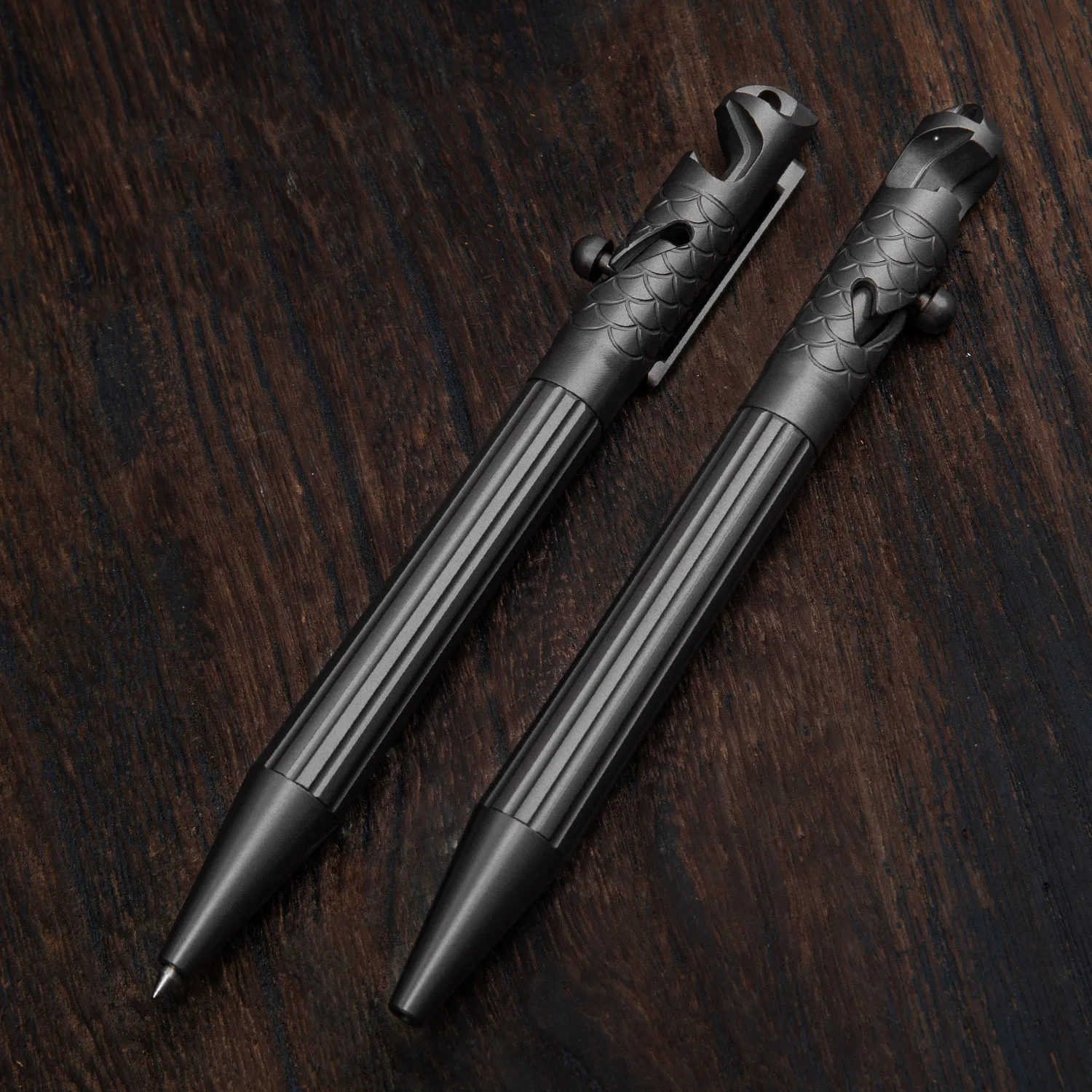 

1PC Titanium Alloy EDC Signature Pen With Writing Multi-functional Portable Broken Window Pen Ball Point Pen