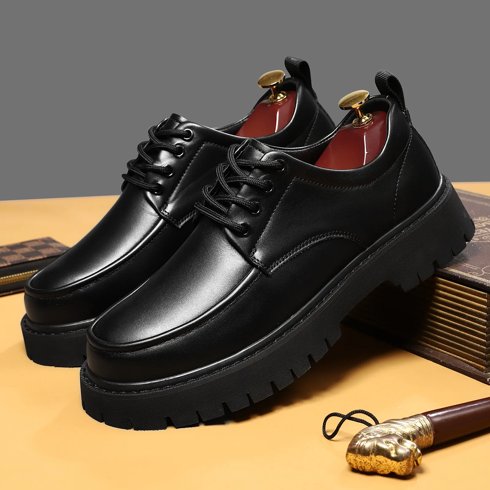 

Men's British Style Leather Business Sheos Lace-up Platform Casual Shoes Oxfords Fashion Streetwear Footwear Black Classic Style