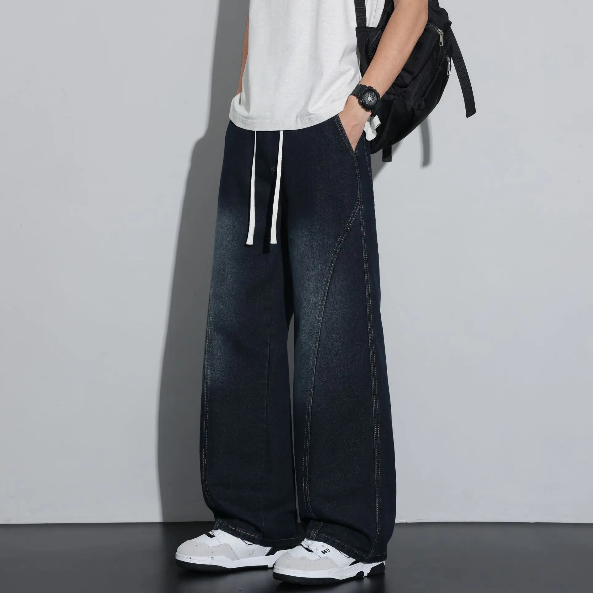 Men Light Wash Baggy Wide Leg Jeans Cotton Loose Relaxed Fit Drawstring Waist Stitched Detail Casual Streetwear Denim Trousers