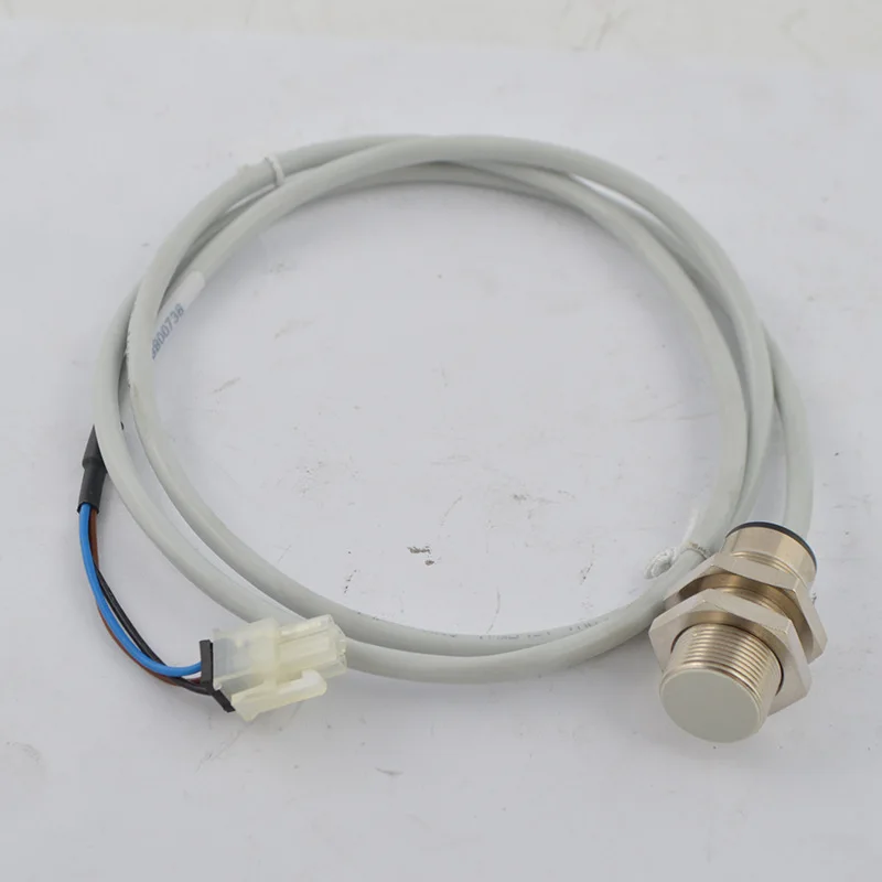 

Suitable for Forklift Accessories A290 (P2.0) Sensor Proximity Switch AK6/AP-3A0F