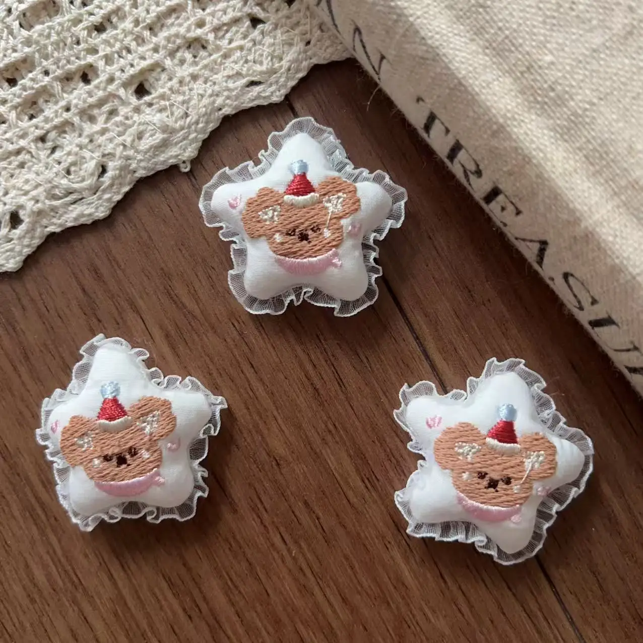

Premium Cute Star Bear Brooch Pin Hair Accessory Versatile DIY Craft for Shoes Socks Bag Hat Garment Trim