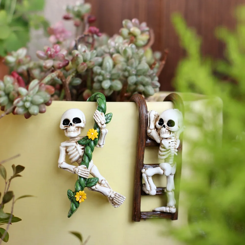 Ladder Skull Hanging Statue Resin Crafts Flower Pot Hanging Decor Garden Lawn Ornaments Home Balcony Plant Decor Sculpture