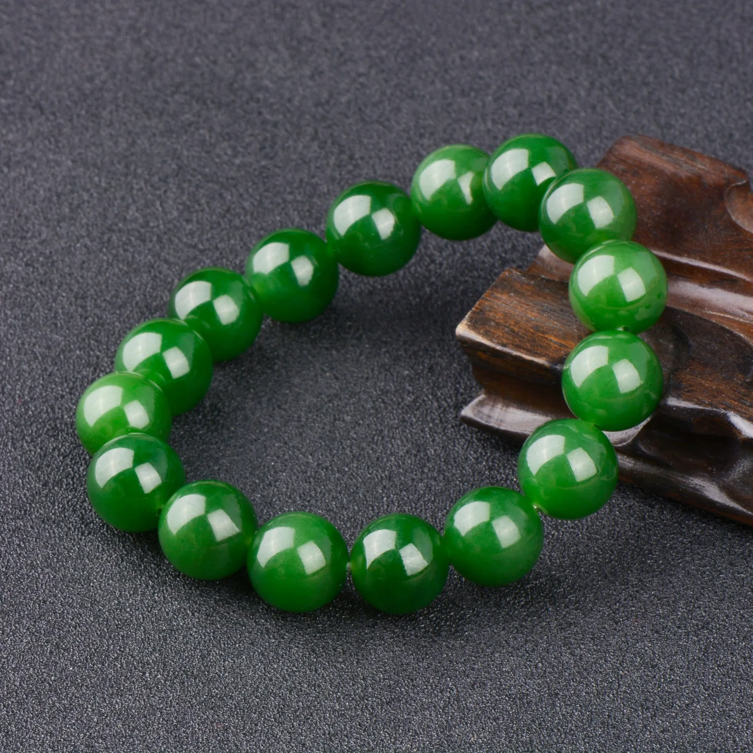 

Natural hetian jasper handcarved round beads green jade bracelets for women men with jade bracelet 8mm 10mm 12mm