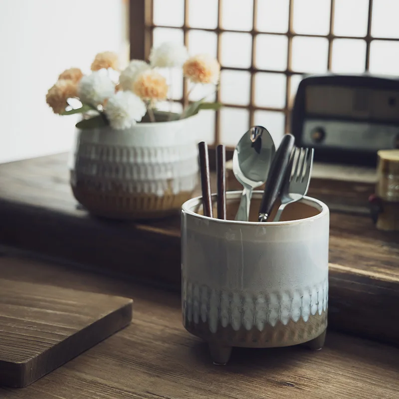 

YFY relief ceramic storage jar household retro multi-functional flower jar floral decoration jar tableware chopstick bucket