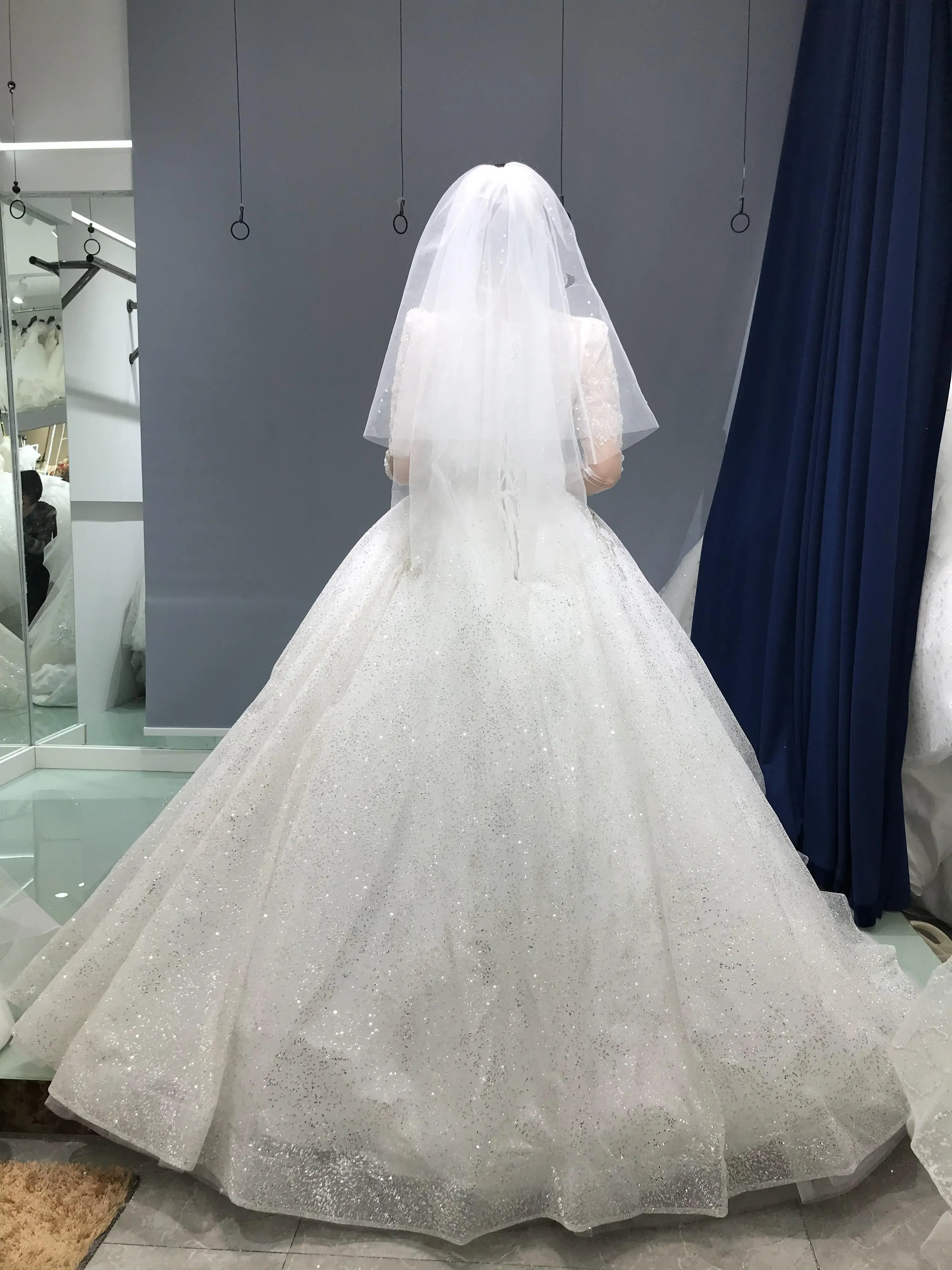 Kisswhite-Robe de Mariée à Col Rond et Manches Courtes, Tenue de Bal à Paillettes Bouffantes, Vêtement de Princesse avec Traîne Longue, Collection Xlove