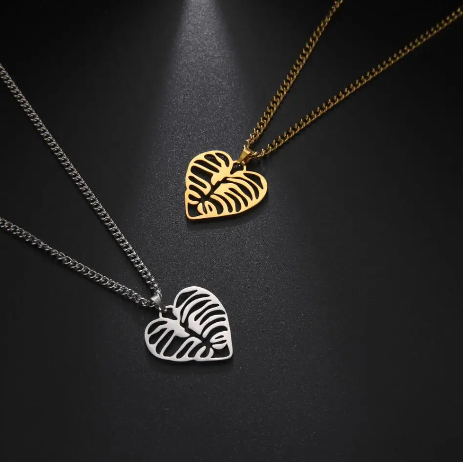 1PC Stainless Steel Necklaces Hollow Overlay Heart Pendant Choker Chain Fashion Necklace For Women Jewelry Party Girl Gift F1322