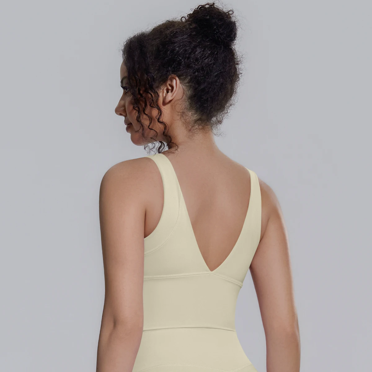 Damen Sommer Yoga-BH Unterwäsche Stoßfester Sport-BH mit schönem V-förmigem Rücken, Fitness Yoga Tank Top BH mit Brustpolster ﻿ – Detail 24