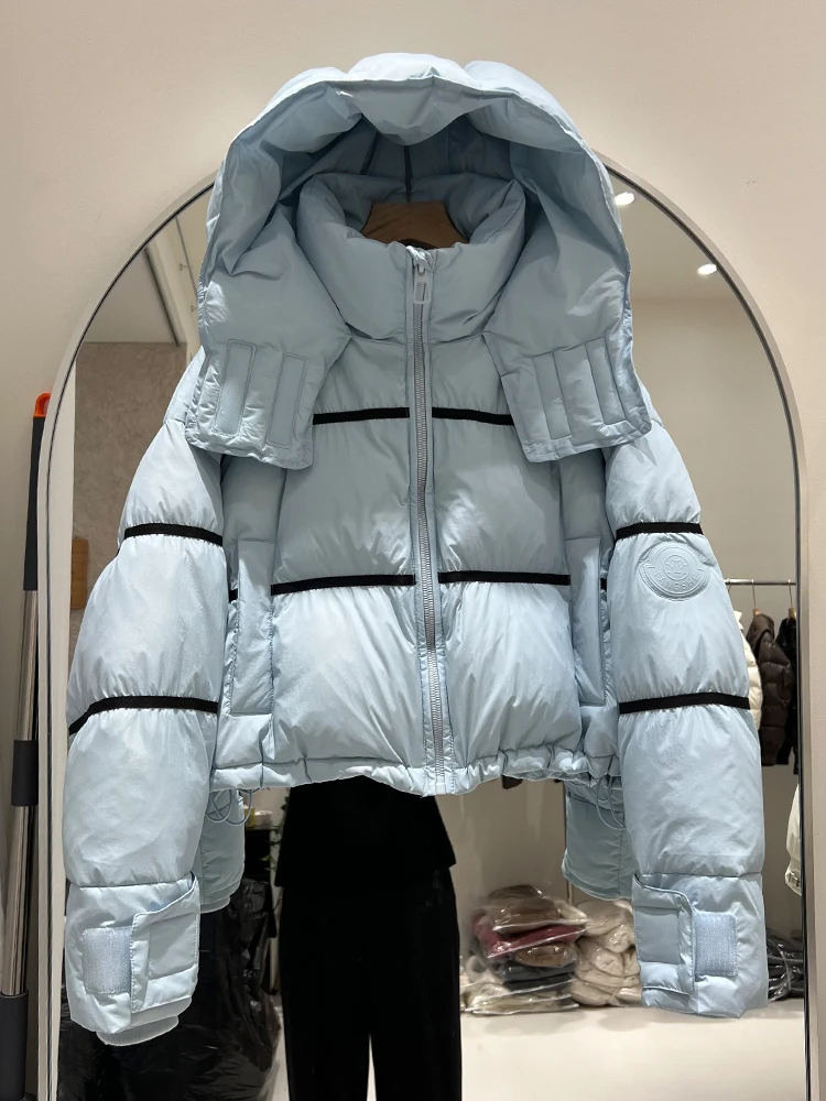 Design sense short style hooded down jacket women's loose and thick fashionable casual bread white duck down jacket