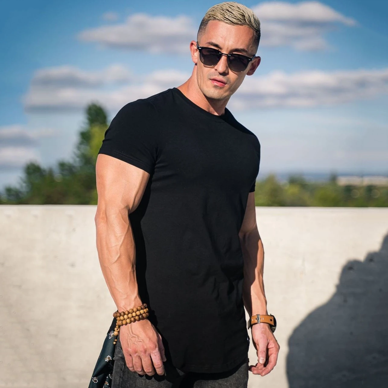MRMT 2026 Brand New Men's Fitness Short Sleeved Summer European Style Breathable Quick-Drying Stretch Round Hem T-Shirt