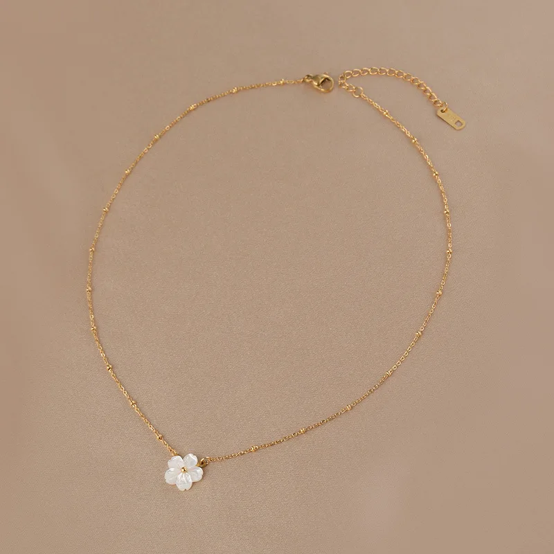 White Shell Flower Necklace For Women Chain Stainless Steel Plated Gold Color Aesthetic Korean Accessories Designer Jewelry