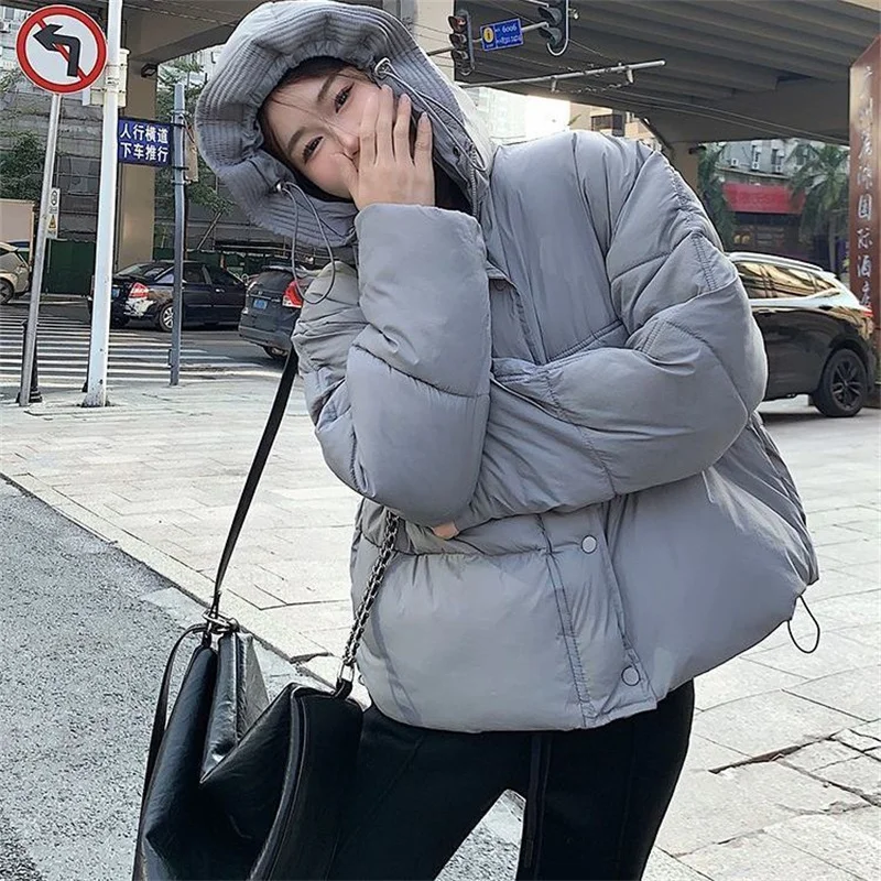 

Новинка 2025 года, зимняя куртка, женское пальто с хлопковой подкладкой, короткое модное универсальное корейское пальто с толстым капюшоном, свободное теплое верхнее пальто
