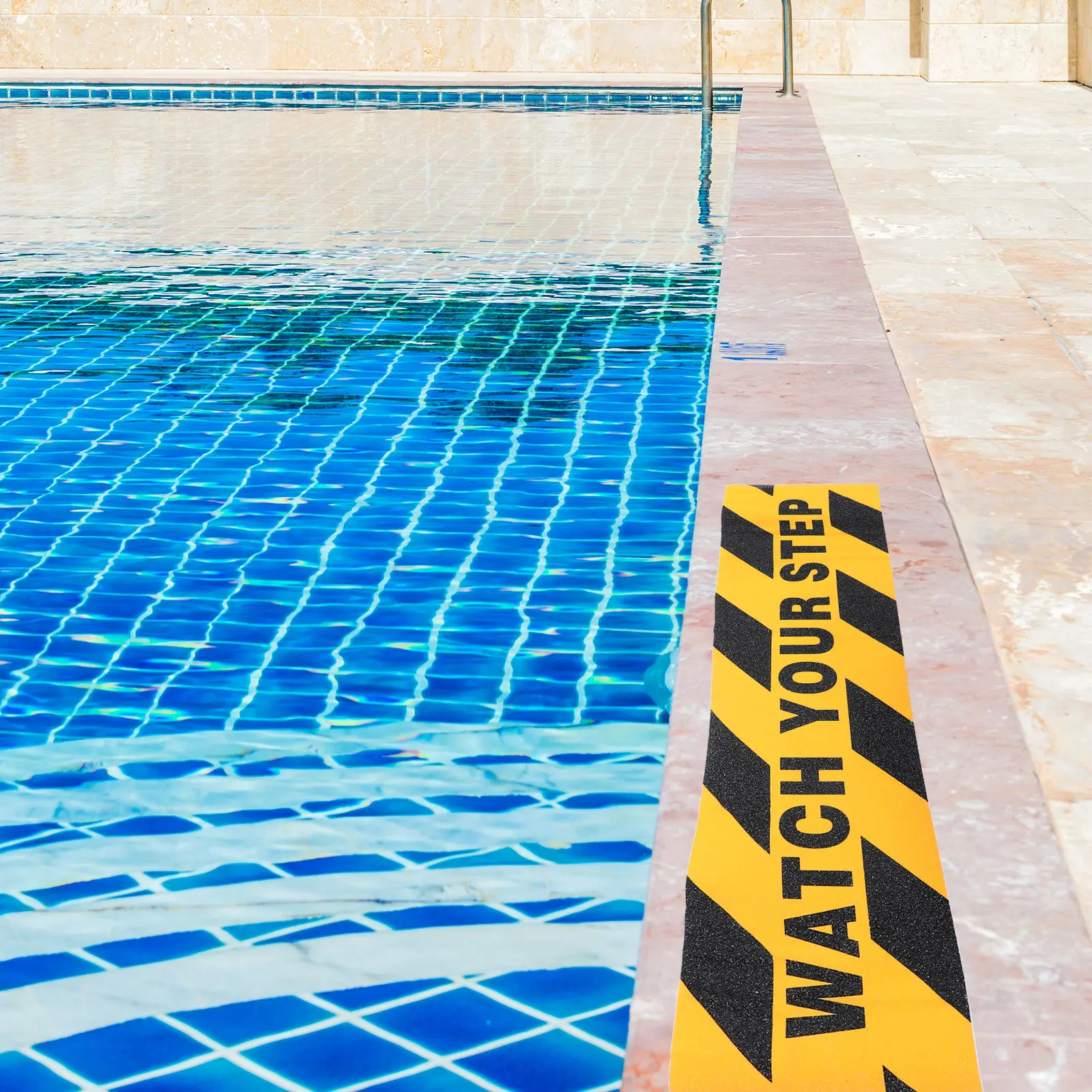 

2 шт. противоскользящие наклейки, износостойкие, самоклеящиеся, предупреждающие знаки о мокром полу, наклейки для безопасности на лестницах, знаки о мокром полу