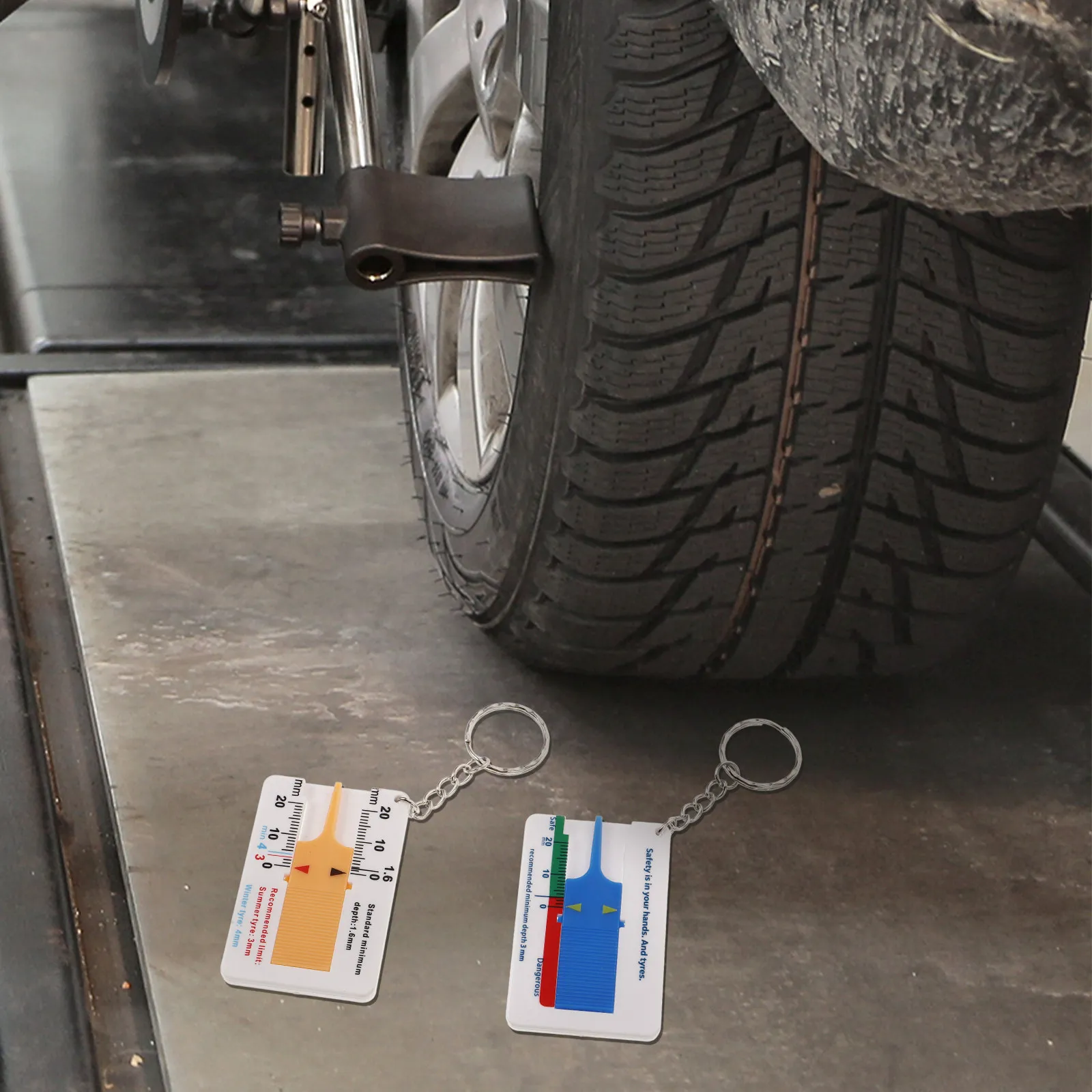 

2Pcs Tire Tread Depth Gauge Professional Grade Accuracy for Easy Inspection Portable Design Fits All Vehicle Types