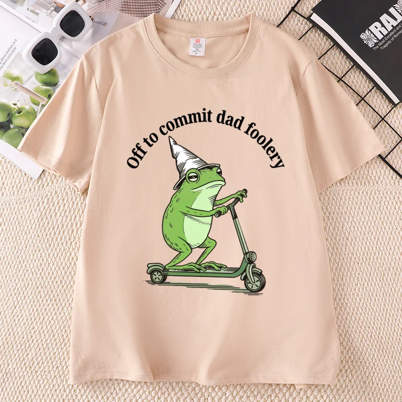 T-shirt Papa Grenouille : Démarquez-vous avec un humoristique t-shirt décontracté sur le thème des grenouilles et de la trottinette, idéal pour l'annonce de grossesse.