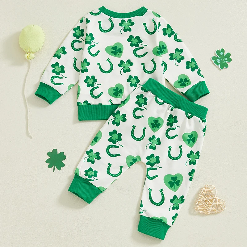 Conjunto de dos piezas con estampado de trébol verde, acogedor suéter con cuello redondo y pantalones de chándal a juego, traje del día de San Patricio para niños pequeños