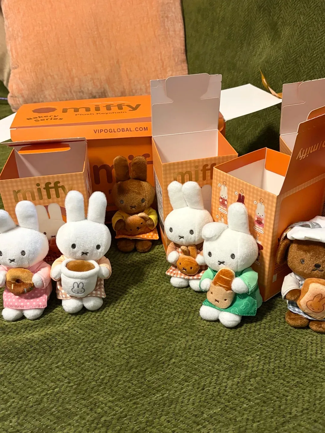 Miffy Official Bakery Series Plush Keychain Blind Box / Charm Blind Box - Fashion Trendy Toy Birthday Graduation Gift For Girls
