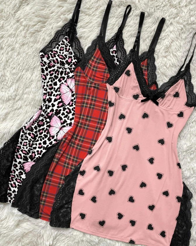 

3-Piece Contrasting Lace Patchwork V-Neck Slim Shoulder Strap Sexy Slim Fit Hem Slit Sleepwear Women's Summer Home Nightgown
