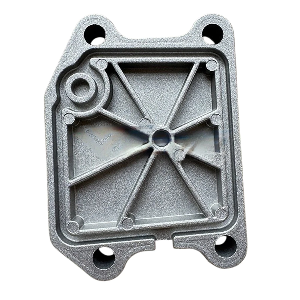 Car Crankcase Ventilation Cap Replacement For Volvo Truck Model VOE 20533497 20532891 Cover Gearbox Housing Engine Parts