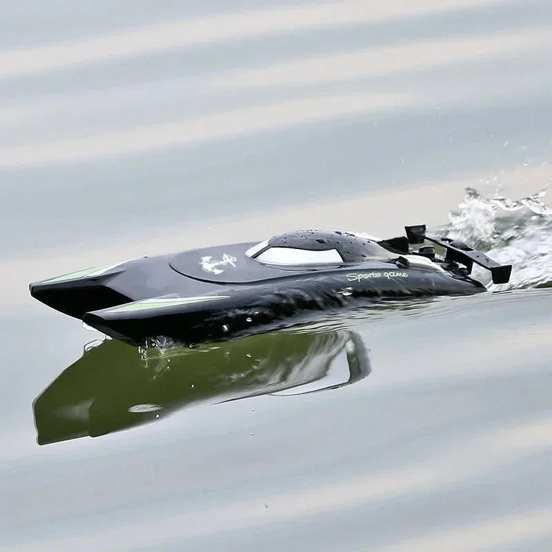 Bateau à rames télécommandé à grande vitesse pour enfants, bateau de compétition pour enfants, jouet aquatique, modèle de bateau, yacht solitaire, 2.4g