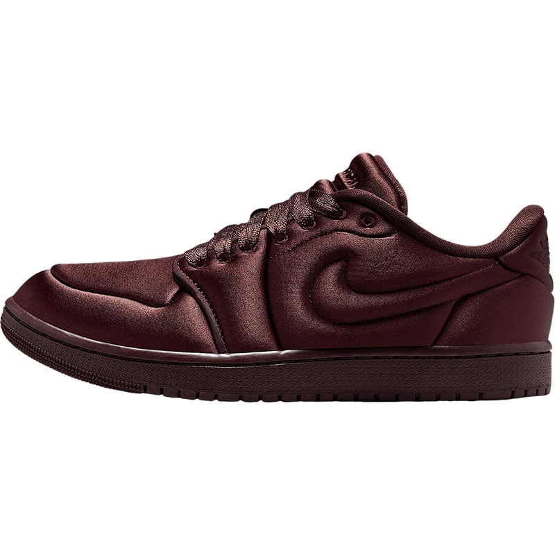 حذاء تدريب نسائي خفيف الوزن من نايكي جوردان HF3969-200