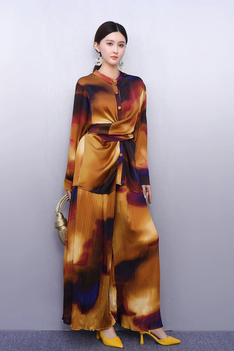 

2025 Autumn Elegant Fashion Set Women Retro Loose Printed Top Folds Pants Two-piece Set J2048
