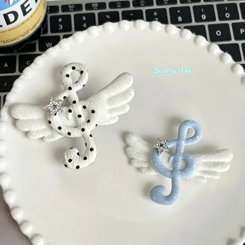 【IIOO】2Pcs Cute Y2K Music Note Wing Hair Clips Sweet Early Japanese Era Polka Dot Star Decor Hair Pins Side Clips Hair Accessory