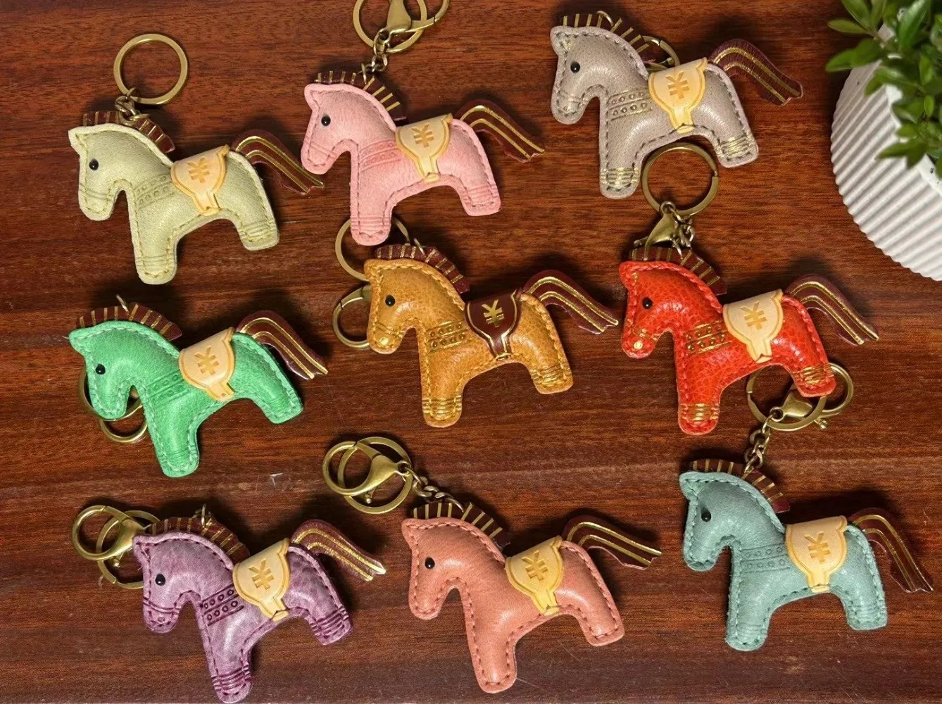 

Genuine Leather Handmade Cowhide Little Pegasus Bag Charm Luggage Accessory Charm Car Keychain Chinese Zodiac Horse