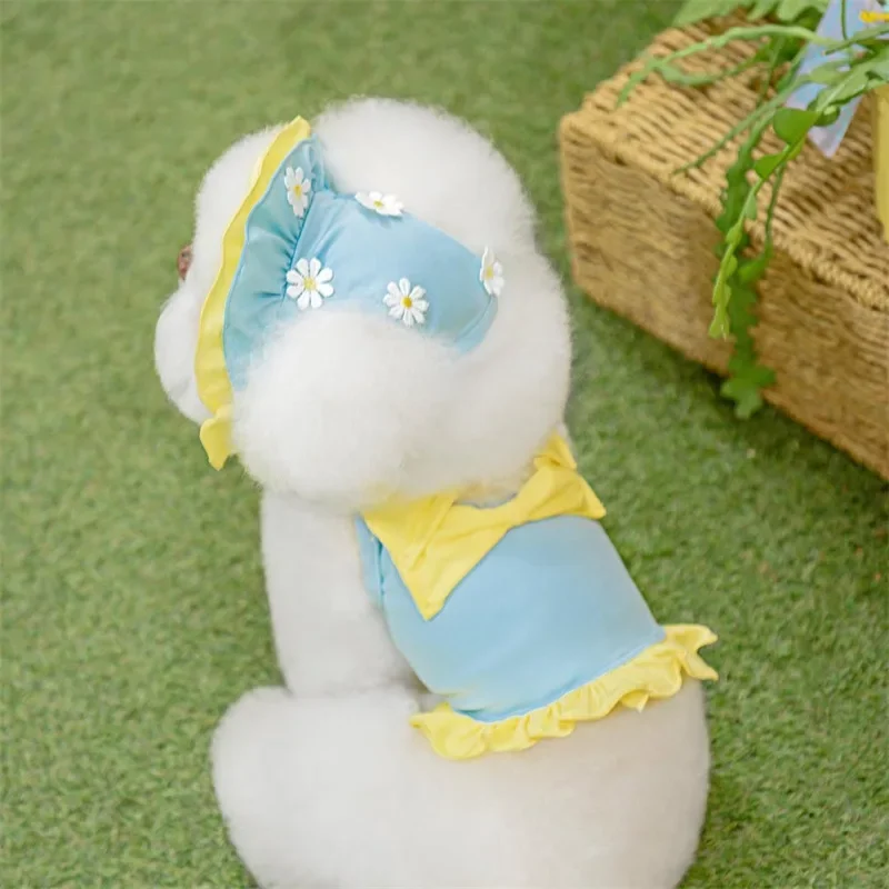

Daisy Pet Clothes Summer Bows Dog T-shirts Tank Tops Swimsuits Small Medium-sized Dogs Universal Supplies Sunshade Flower Hats