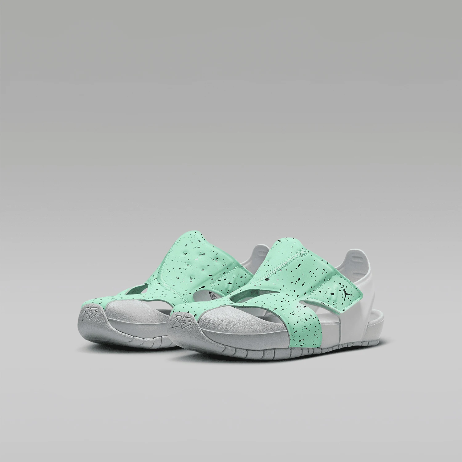 Oryginalne sandały dziecięce Nike Jordan Flare CI7849-302