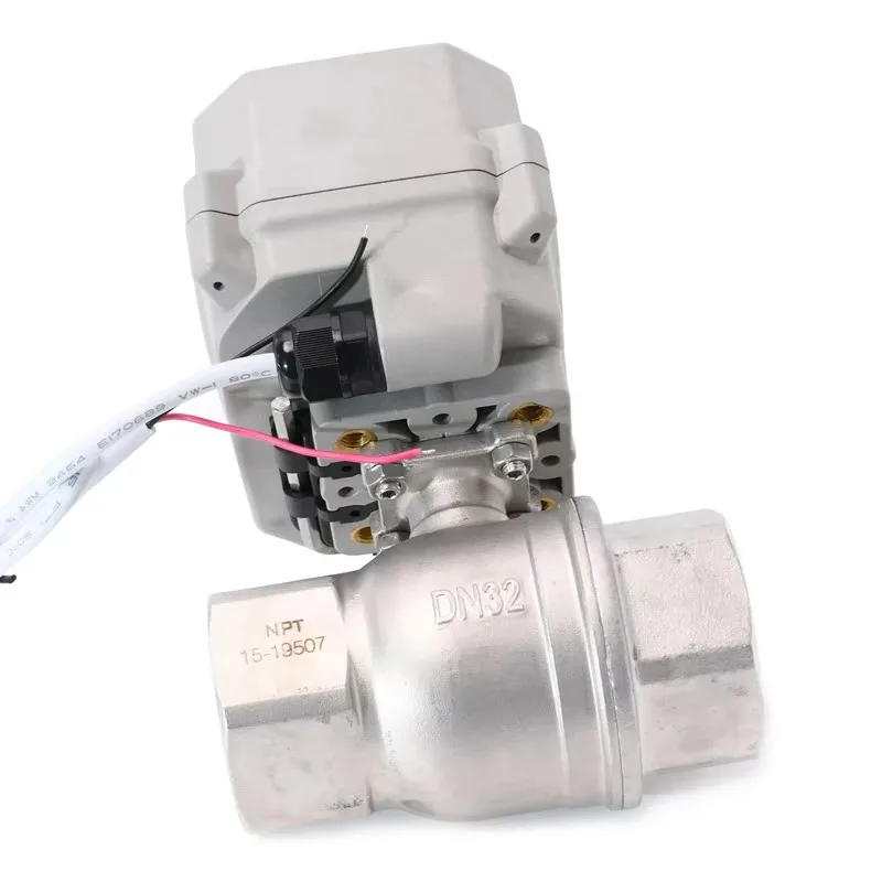 วาล์วบอลสแตนเลสแบบมีมอเตอร์ ขนาด 1-1/4 นิ้ว DN32 ใช้ไฟ 12-24VDC และ 24VAC 110-230VAC แบบกลับอัตโนมัติ ป้องกันการล้มเหลว  NC/NO