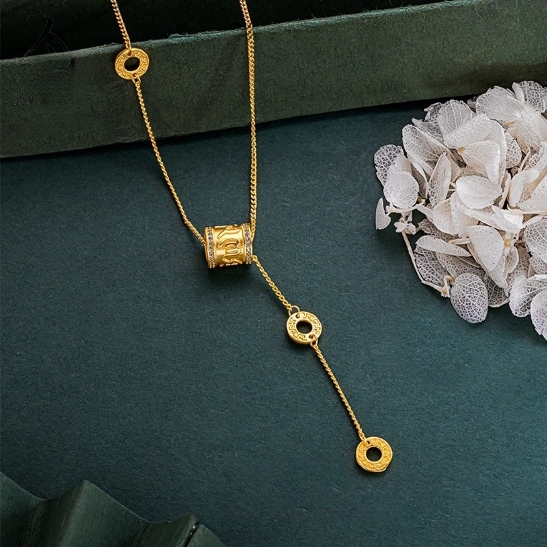 

Высококачественное женское колье с маленькой талией и бриллиантами из 18-каратного золота, элегантный темперамент в стиле ретро, бутик ювелирных изделий, роскошный подарок