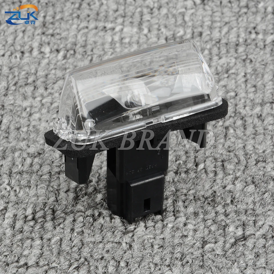 ZUK Rear License Plate Light Lamp For TOYOTA AVENSIS VERSO E`Z YARIS LEVIN CAMRY COROLLA AURIS OEM:81270-0F020 81270-02131