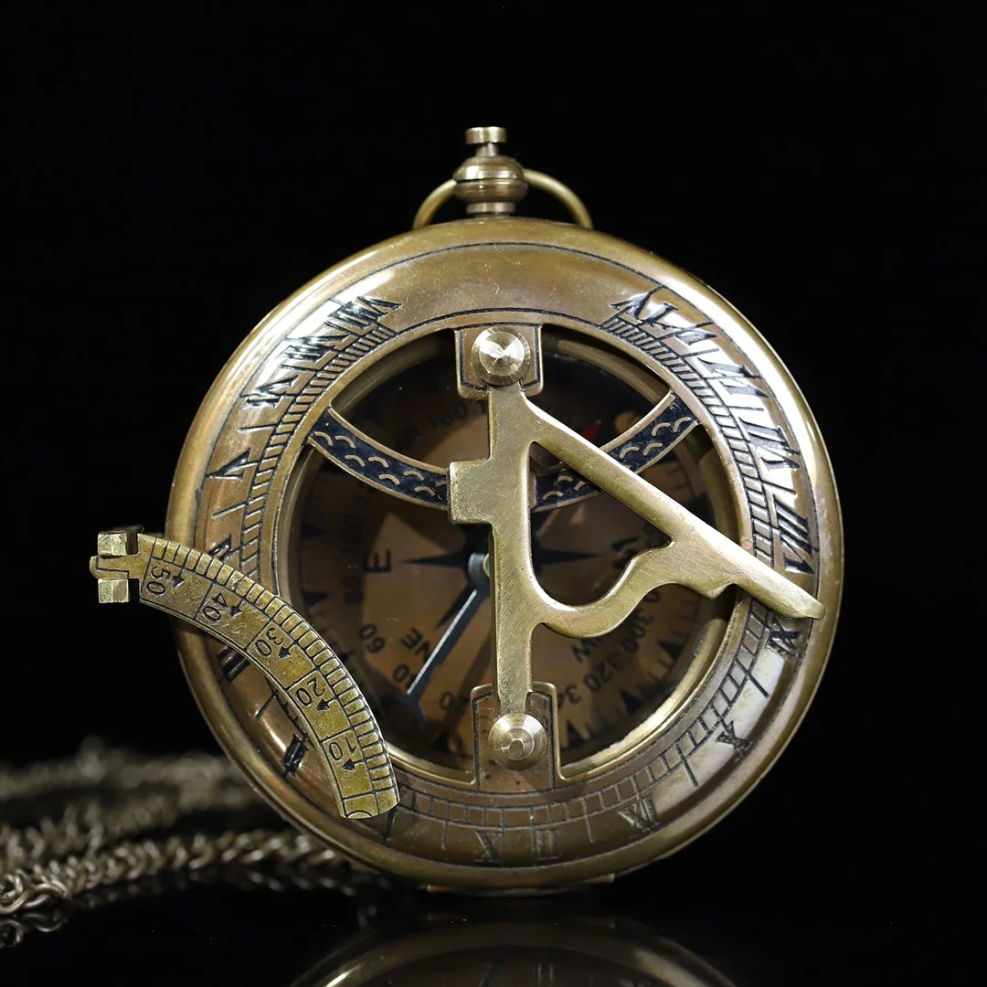 A Pocket Watch-Style Copper Compass, Diameter 6.6Cm