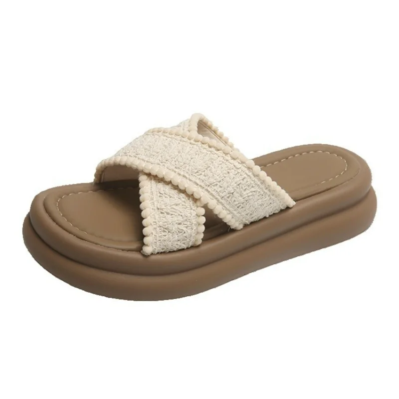 Thick soled one-piece slippers for women, new summer sandals