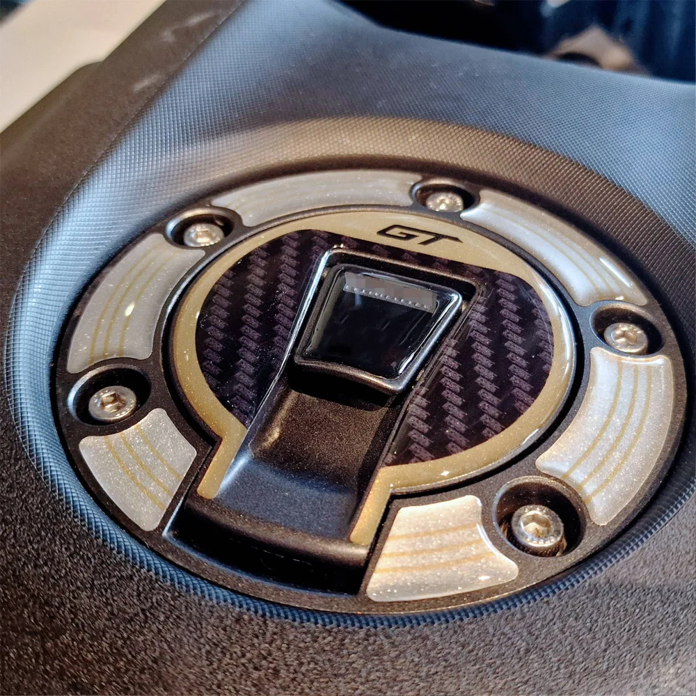 ل Tracer 9 GT خزان حامي الراسم 9 GT 2025 ملصقات دراجة نارية الملحقات خزان الوقود مقاوم للماء خدش ثلاثية الأبعاد الراتنج ملصقات