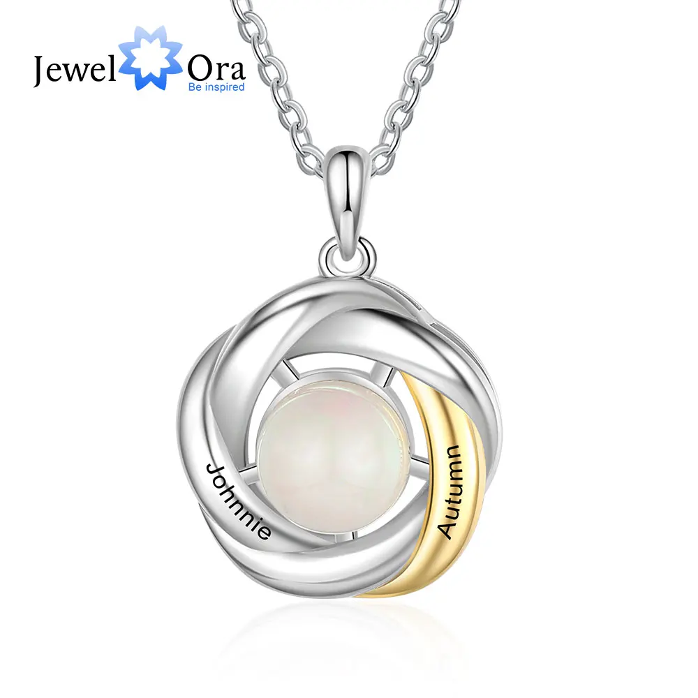 

Mother's Day Personalized 1-5 Family Names Pearl Necklace Round Pendant Custom Gifts for Women Mom Wife Sister BFF Grandma