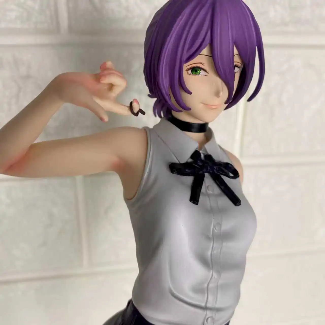 منشار سبوت، منشار كهربائي، ليز بوم شيطان، أنيمي، أنيمي وحلي فتاة جميلة