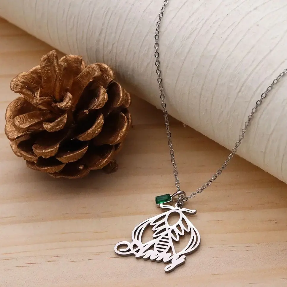 Chandler Custom Name New Fashion Antique Silver Color Flying Animal Insect Necklace Bee Pendant Necklace Gift For Women