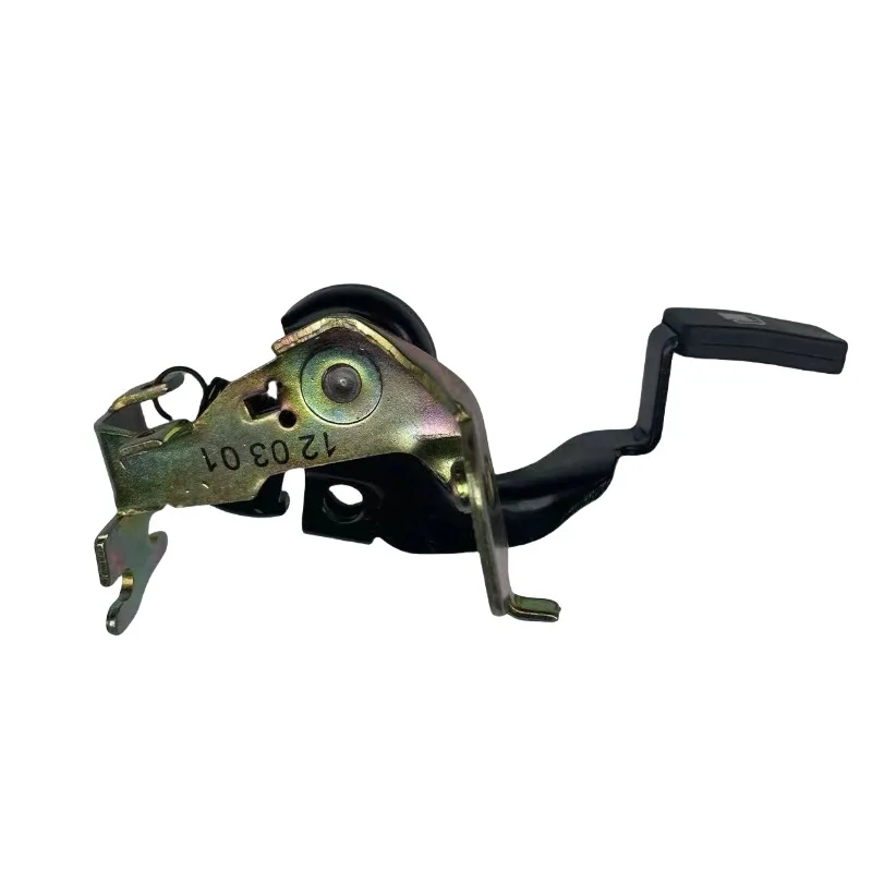 1pc Fuel Tank Door Opening Handle Bracket for Chery A5 Tiggo Cowin 3 E5