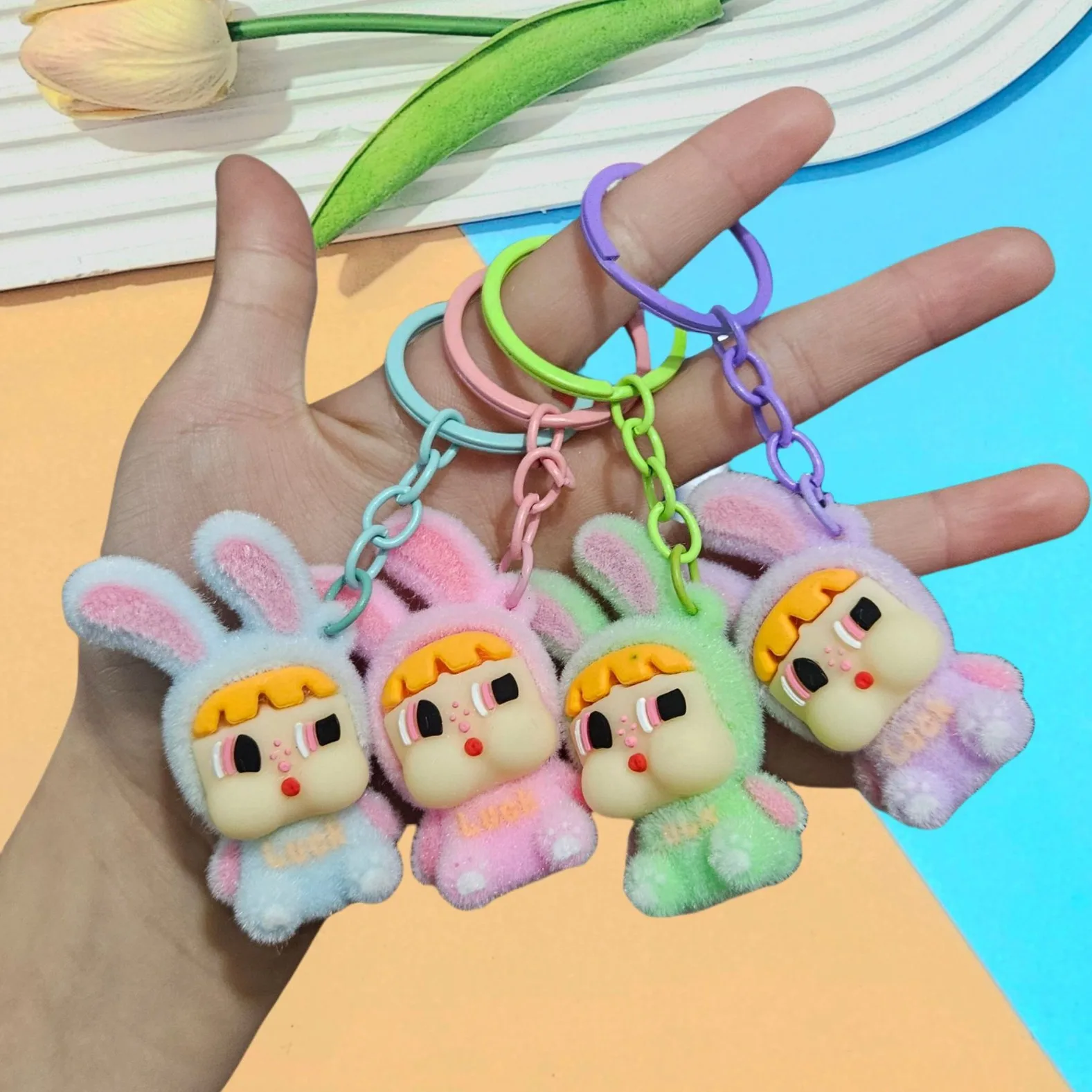 

1pcsCartoon cute color cartoon action figure hanging key chain hanging ornaments