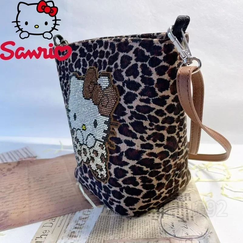 Sanrio Hello Kitty New Women's Diamond Shoulder Bag Luxury Brand Fashion Women's Shoulder Messenger Bag Cartoon Cute Women's Bag