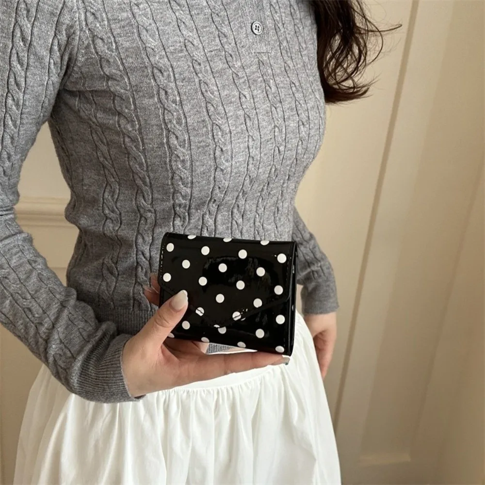 Compact Polka Dot Wallet Smooth Surface Wear Resistant Coin Clutch Purse Multiple Slots Zipper Women's Card Holder Daily Use