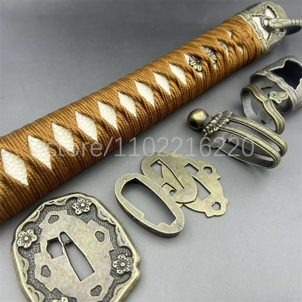 A Set High Quality 95Military Sword Tsuka For Japanese Military Sword TaChi Samurai Katana Guard Tsuba+Handle+Koiguch Fittings