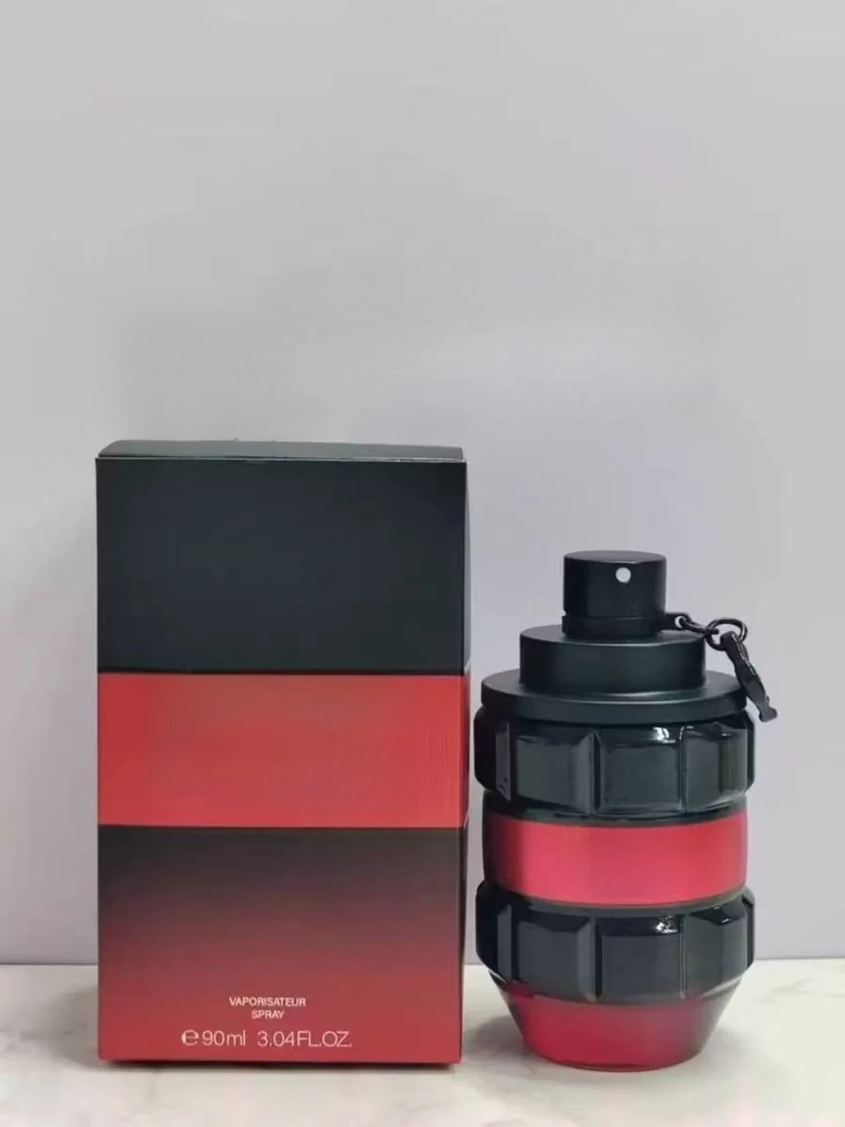 Viktor & Rolf Spicebomb Eau De Parfum, Perfume de Lujo de Larga Duración, Aroma Especiado, Amaderado y Floral, para Hombre y Mujer, Set de Regalo de Fragancia Premium