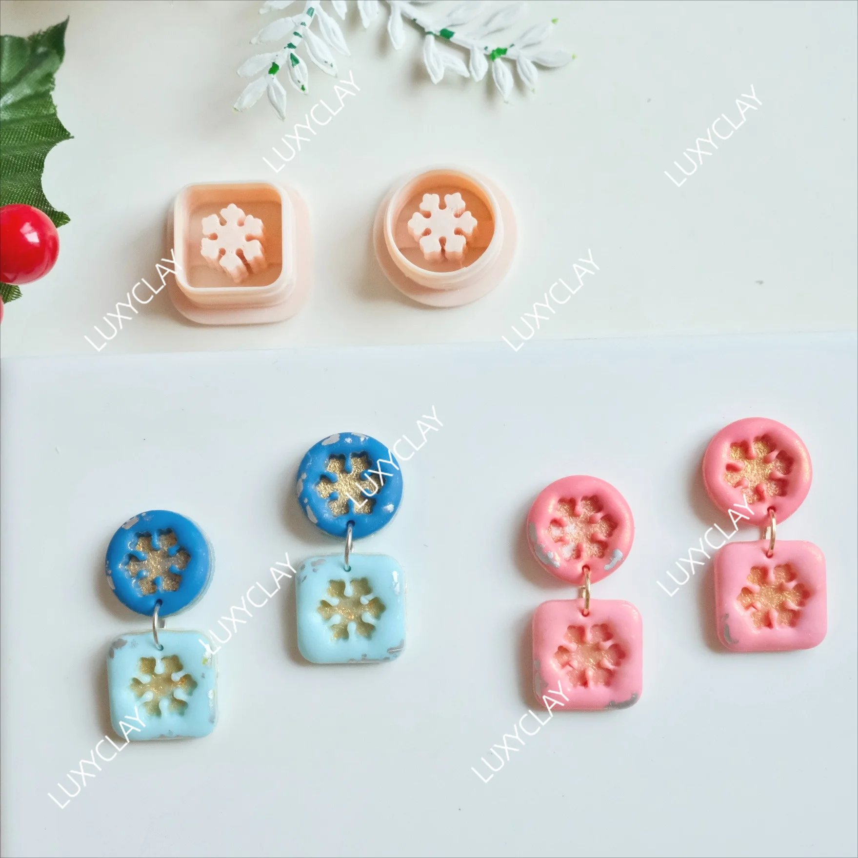 2pcs Embossed Snowflake Button Shape Polymer Clay Cutters, Circle Square with Snowflake Pattern Design Soft Pottery Clay Molds