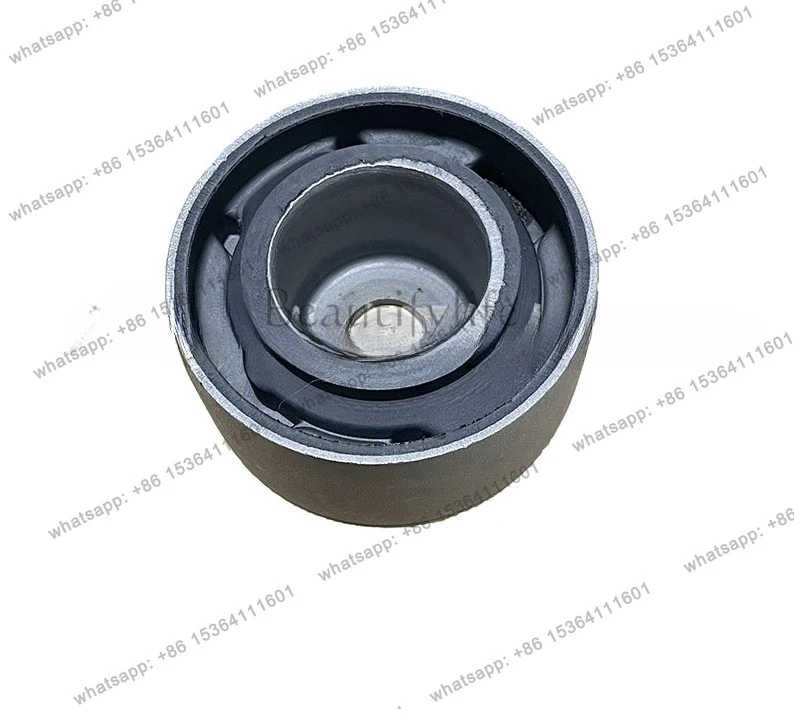 

Rear Axle Bushing MR418671 MR554076 for Pajero Montero V73W V93W