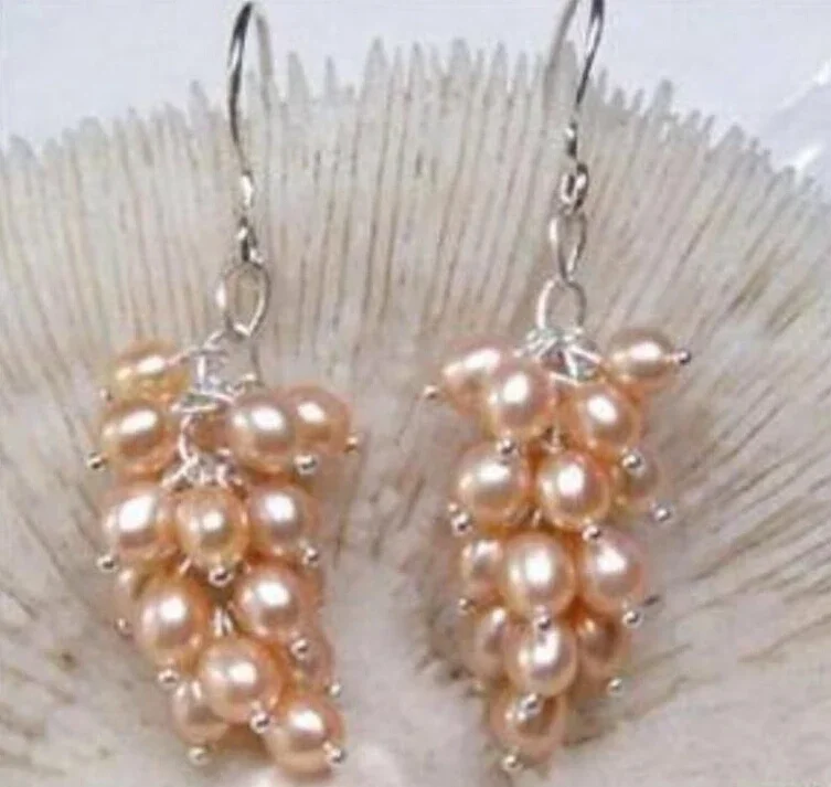 

Pink Akoya Cultured Pearl Grape Dangle Earring Hook