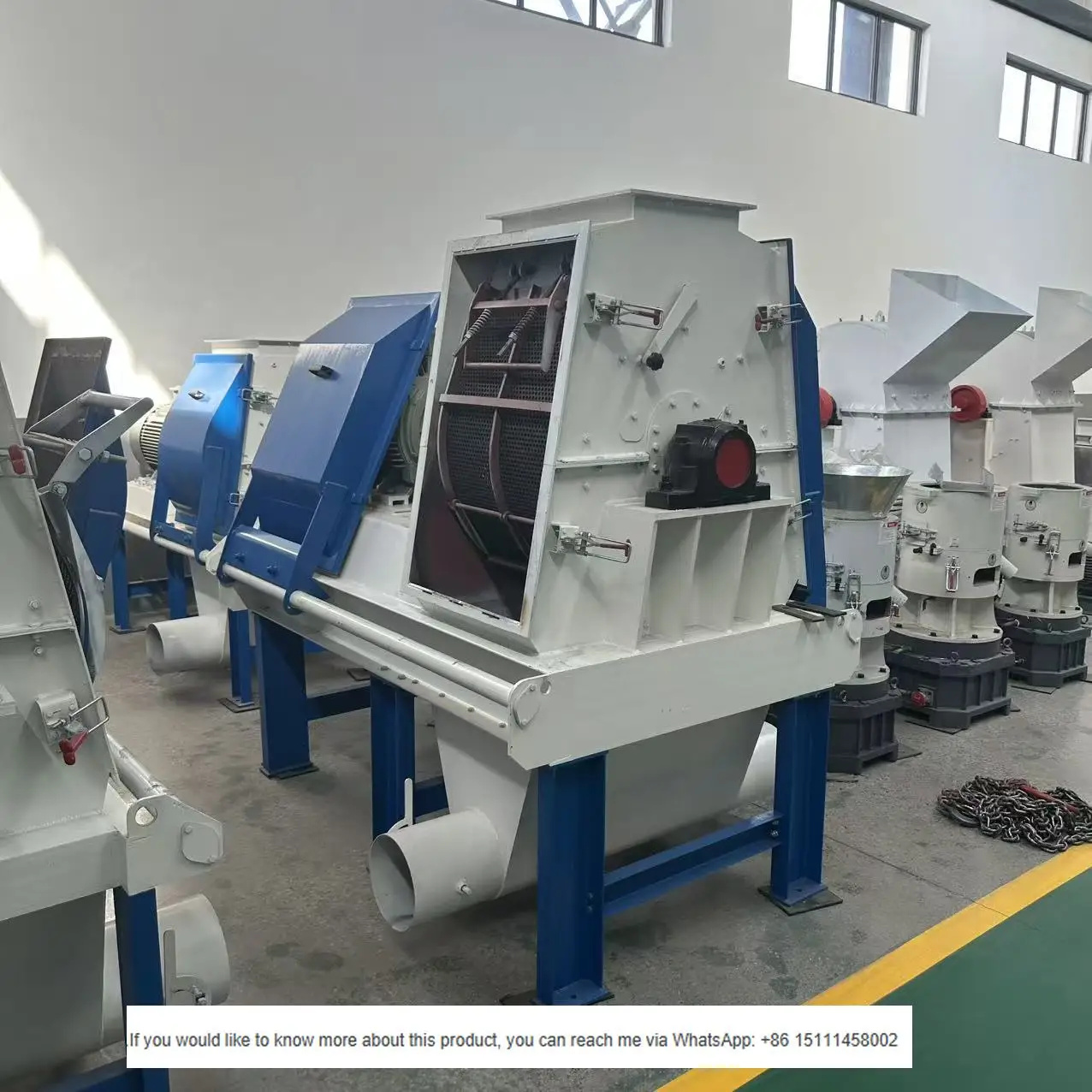 High Capacity Sawdust Machine for Crushing Wood Chips in Wood Pellet Production Line/Wood Chipper Shredder